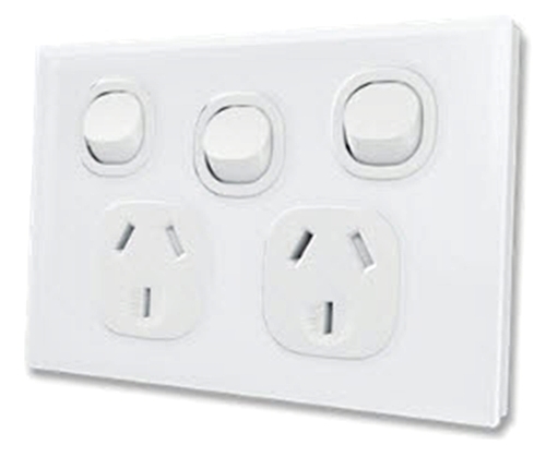 Fusion Double Horizontal 10Amp Socket with Extra Switch - White